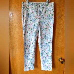 Calvin Klein Mid Rise Slim Ankle Cropped Pants Size 4